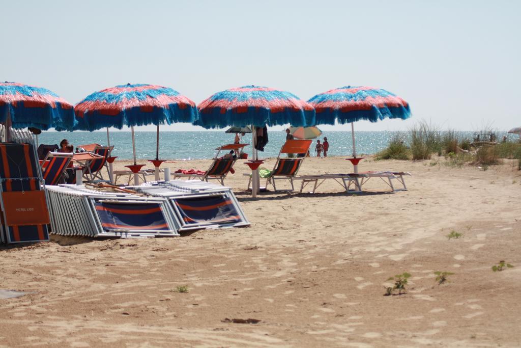 Hotel Lido Vasto Bagian luar foto