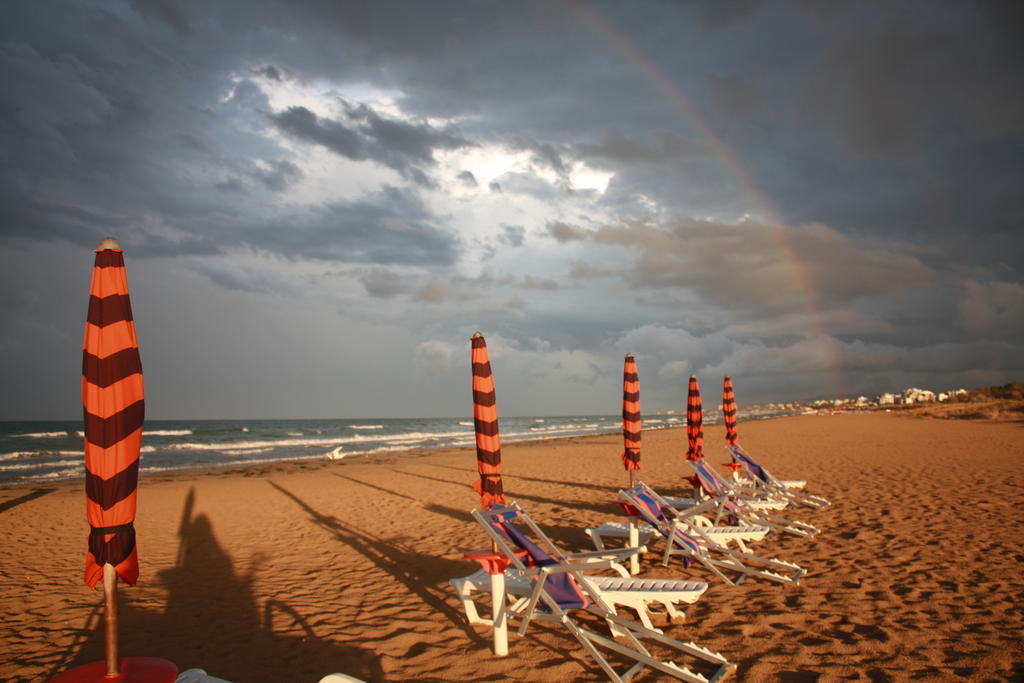 Hotel Lido Vasto Bagian luar foto
